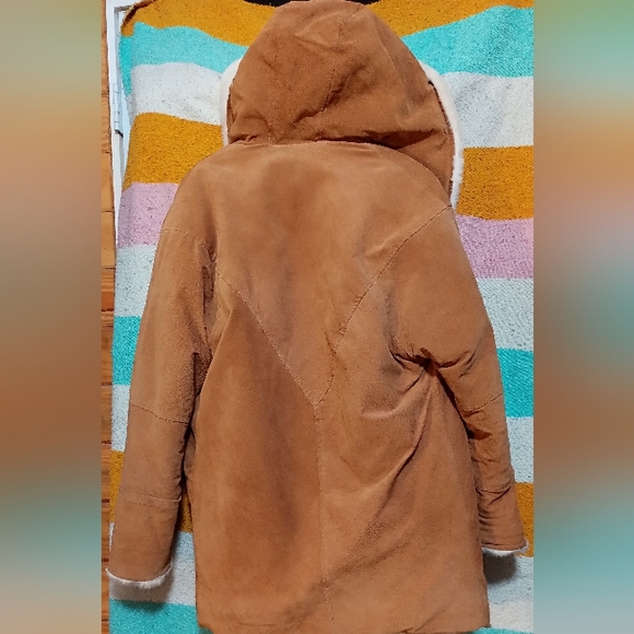 A genuine women's leather coat - Picture 3 of 7